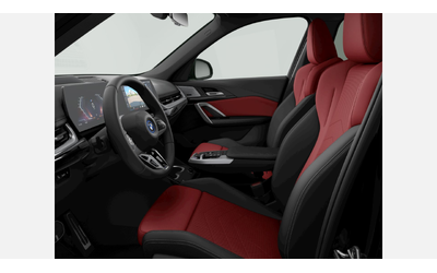 BMW iX1 xDrive30 - автомобили, коли, обяви за нови и употребявани 7