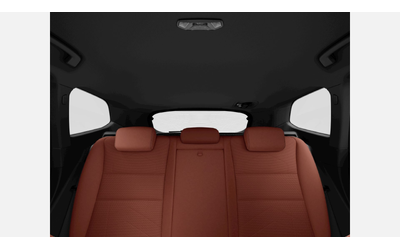 BMW iX1 xDrive30 - автомобили, коли, обяви за нови и употребявани 11