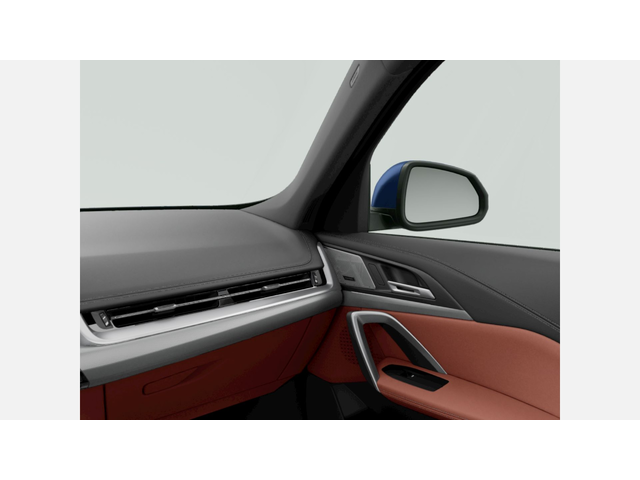 BMW iX1 xDrive30 - автомобили, коли, обяви за нови и употребявани 3