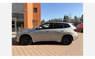 bmw-ix1-xdrive30 - 4