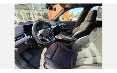 BMW iX1 xDrive30 - автомобили, коли, обяви за нови и употребявани 8