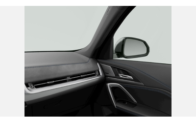 BMW iX1 xDrive30 - автомобили, коли, обяви за нови и употребявани 10