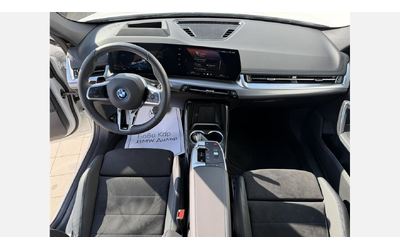 BMW iX1 xDrive30 - автомобили, коли, обяви за нови и употребявани 6