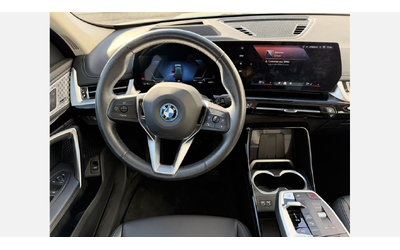 BMW iX1 xDrive30 - автомобили, коли, обяви за нови и употребявани 11