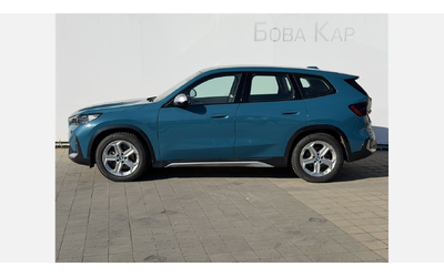 BMW iX1 xDrive30 - автомобили, коли, обяви за нови и употребявани 2