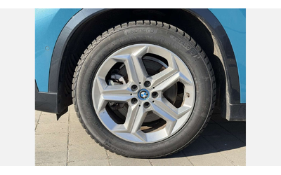 BMW iX1 xDrive30 - автомобили, коли, обяви за нови и употребявани 4