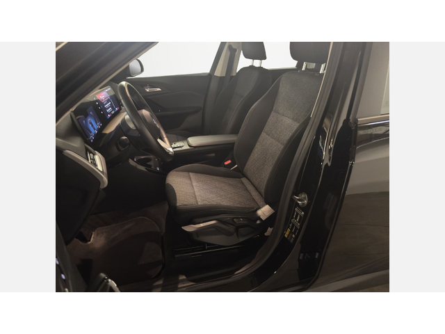 BMW iX1 xDrive30 - автомобили, коли, обяви за нови и употребявани 5