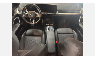 BMW iX1 xDrive30 - автомобили, коли, обяви за нови и употребявани 6