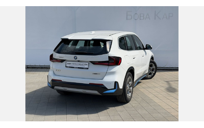 BMW iX1 xDrive30 - автомобили, коли, обяви за нови и употребявани 1