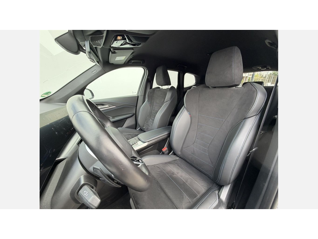 BMW iX1 xDrive30 - автомобили, коли, обяви за нови и употребявани 8