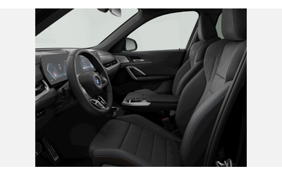 BMW iX1 xDrive30 - автомобили, коли, обяви за нови и употребявани 7