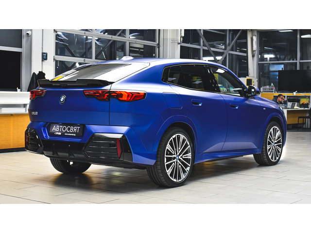 BMW iX2 xDrive30 M Sport - автомобили, коли, обяви за нови и употребявани 5