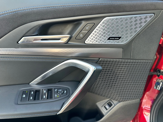 BMW iX2 Drive.Ass+ /Harman Kardon - автомобили, коли, обяви за нови и употребявани 14