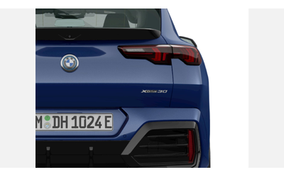 BMW iX2 xDrive30 - автомобили, коли, обяви за нови и употребявани 6