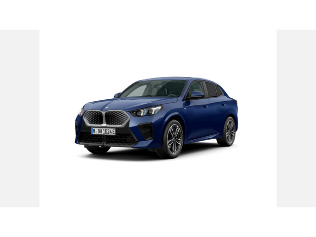 BMW iX2 xDrive30 - автомобили, коли, обяви за нови и употребявани 1