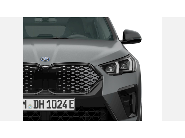 BMW iX2 xDrive30 - автомобили, коли, обяви за нови и употребявани 5