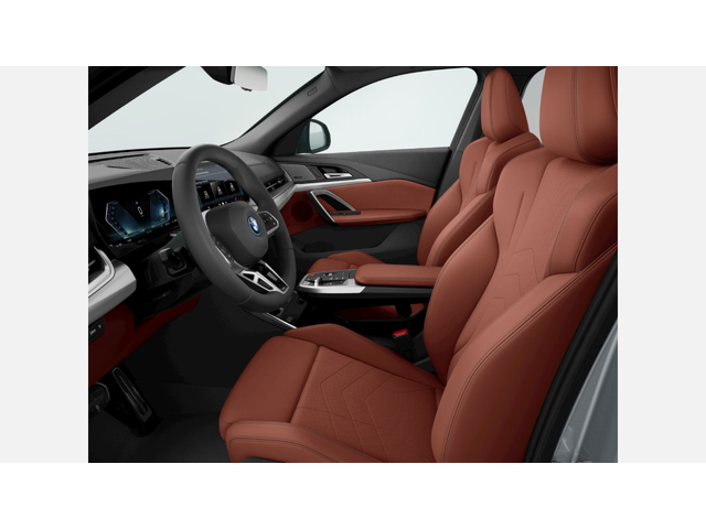 BMW iX2 xDrive30 - автомобили, коли, обяви за нови и употребявани 7