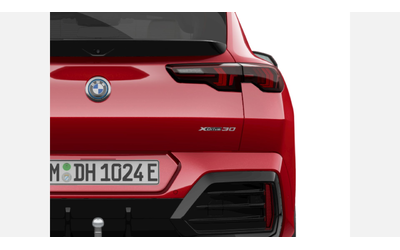 BMW iX2 xDrive30 - автомобили, коли, обяви за нови и употребявани 6