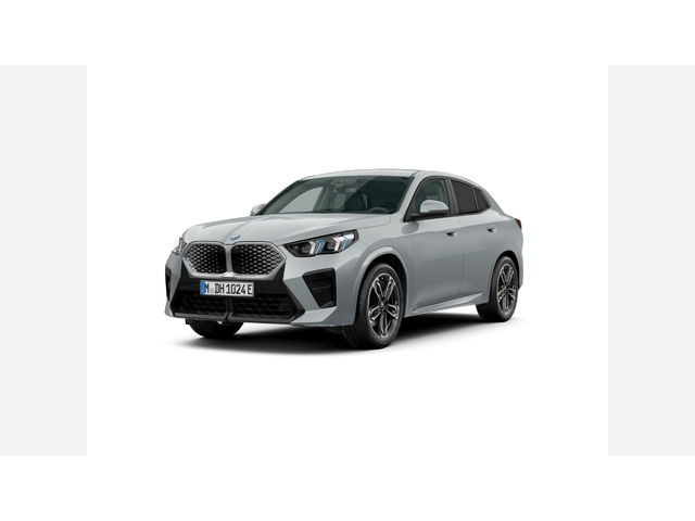 BMW iX2 xDrive30 - автомобили, коли, обяви за нови и употребявани 0