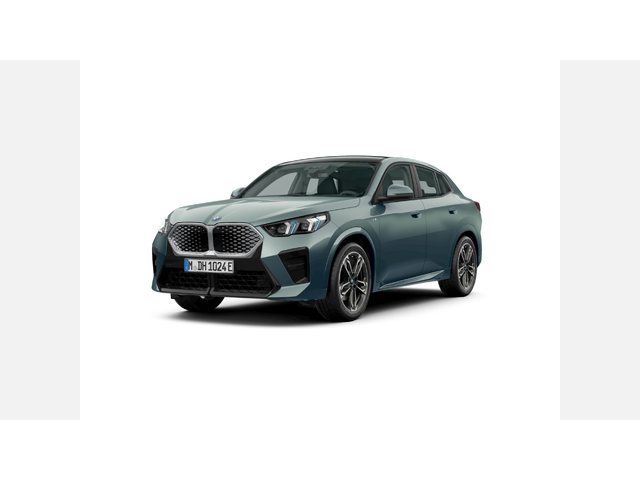 BMW iX2 xDrive30 - автомобили, коли, обяви за нови и употребявани 1