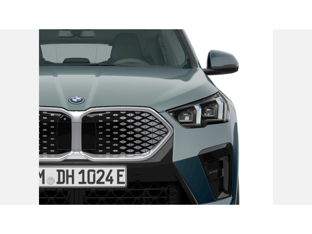 BMW iX2 xDrive30 - автомобили, коли, обяви за нови и употребявани 5