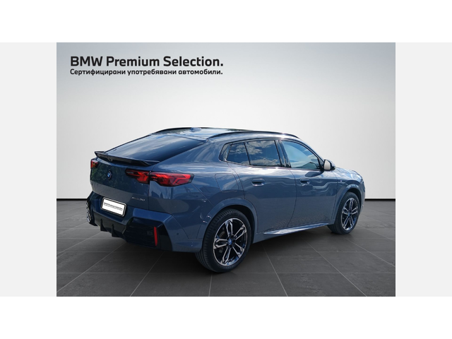 BMW iX2 xDrive30 - автомобили, коли, обяви за нови и употребявани 1