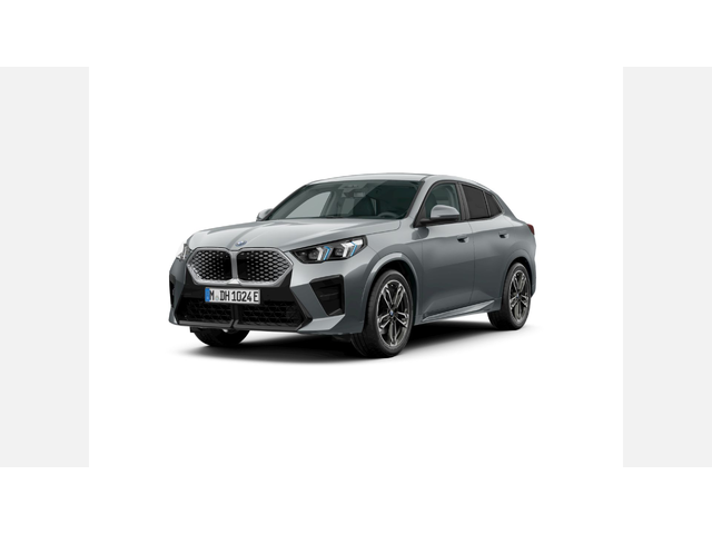 BMW iX2 xDrive30 - автомобили, коли, обяви за нови и употребявани 1