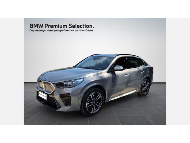 BMW iX2 xDrive30 - автомобили, коли, обяви за нови и употребявани 0