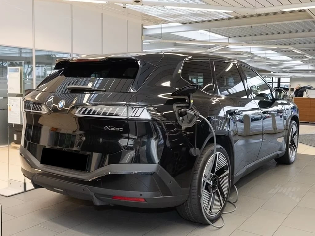 BMW iX3 50 xDrive HuD - автомобили, коли, обяви за нови и употребявани 1