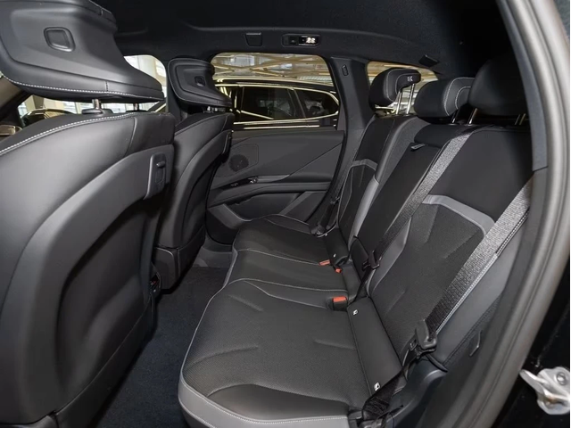 BMW iX3 50 xDrive HuD - автомобили, коли, обяви за нови и употребявани 4