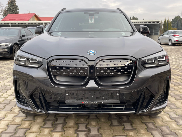 BMW iX3 M-paket/80kw/560km - автомобили, коли, обяви за нови и употребявани 1