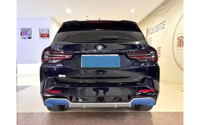 bmw-ix3 - 4