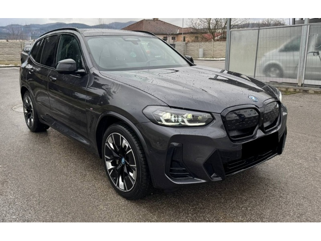 BMW iX3 iX3 M Sport - автомобили, коли, обяви за нови и употребявани 0