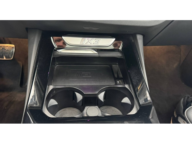 BMW iX3 iX3 M Sport - автомобили, коли, обяви за нови и употребявани 11