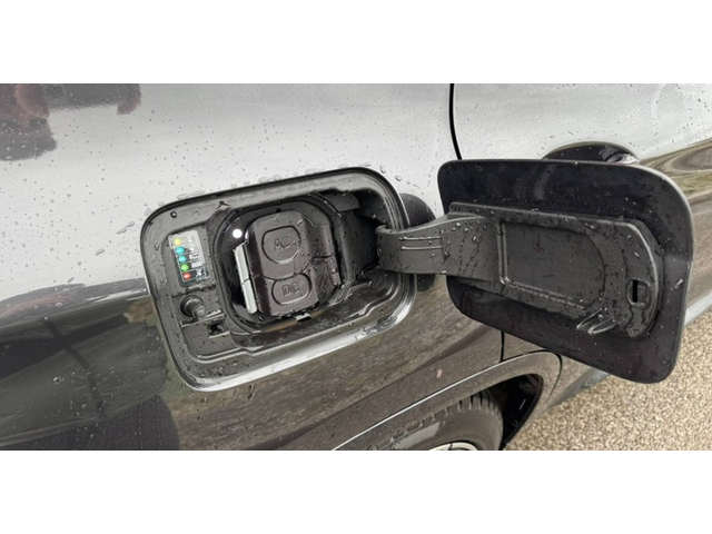 BMW iX3 iX3 M Sport - автомобили, коли, обяви за нови и употребявани 5