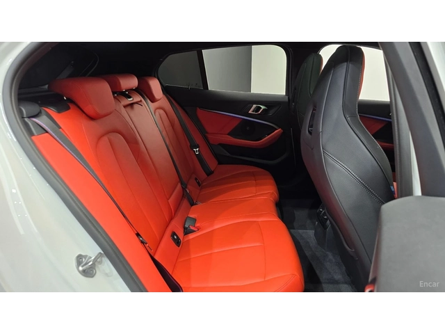 BMW M135 xDrive* ПОДГРЕВ* КАМЕРА* HEADUP* SUNROOF* - автомобили, коли, обяви за нови и употребявани 9