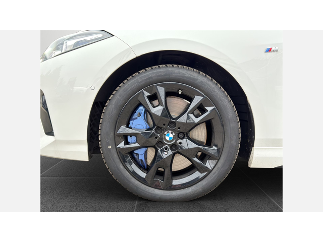 BMW M135 xDrive - автомобили, коли, обяви за нови и употребявани 4