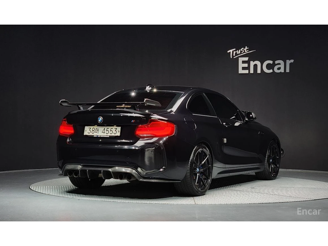 BMW M2 * КОЖА* ПОДГРЕВ* HARMAN KARDON* - автомобили, коли, обяви за нови и употребявани 1