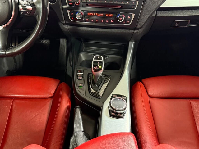 BMW M2 M235i* xDrive* AвтоКредит * (ЦЕНА ДО БГ) - автомобили, коли, обяви за нови и употребявани 12