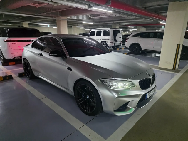 BMW M2 СИВ МАТ* ЛИЗИНГ* AKRAPOVIC* - автомобили, коли, обяви за нови и употребявани 0