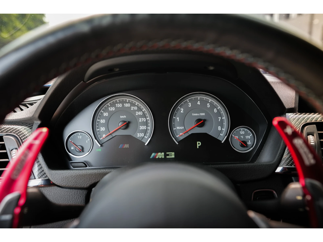 BMW M3 - автомобили, коли, обяви за нови и употребявани 10