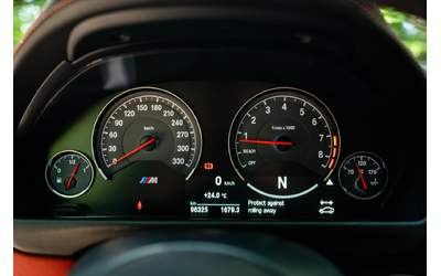 BMW M3 30 JAHRE EDITION - автомобили, коли, обяви за нови и употребявани 9