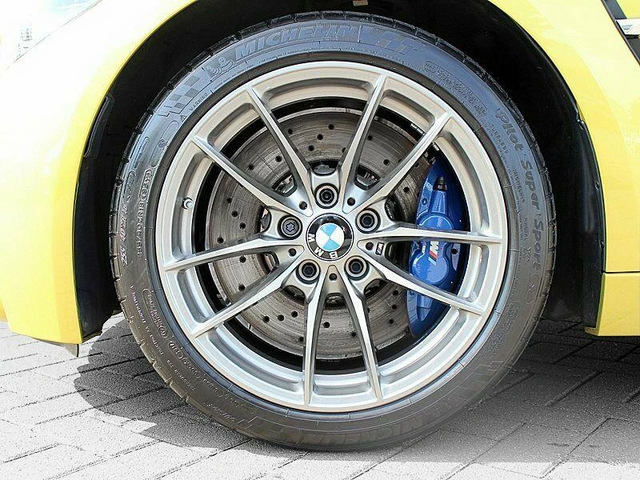 BMW M3 - автомобили, коли, обяви за нови и употребявани 2