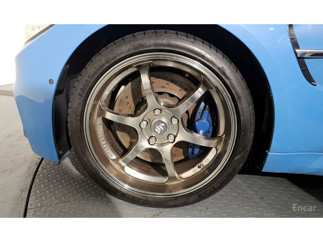 BMW M3 * PERFORMANCE* SILENCER EDITION* FULL* - автомобили, коли, обяви за нови и употребявани 4