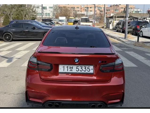 BMW M3 ПОДГРЕВ* КАМЕРА* КЕЙЛЕС* HARMON* KARDON* - автомобили, коли, обяви за нови и употребявани 5