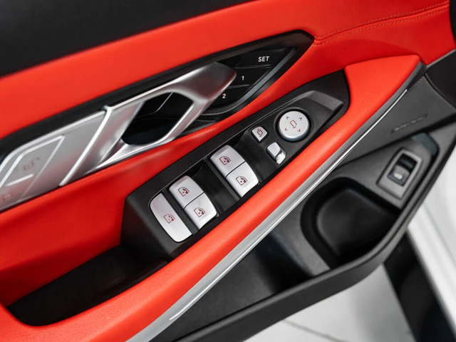 BMW M3 COMPETITION * LASER * CAMERA * М.ТОЧКА * ПОДГРЕВ - автомобили, коли, обяви за нови и употребявани 12