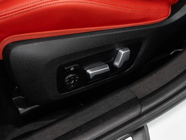 BMW M3 COMPETITION * LASER * CAMERA * М.ТОЧКА * ПОДГРЕВ - автомобили, коли, обяви за нови и употребявани 13