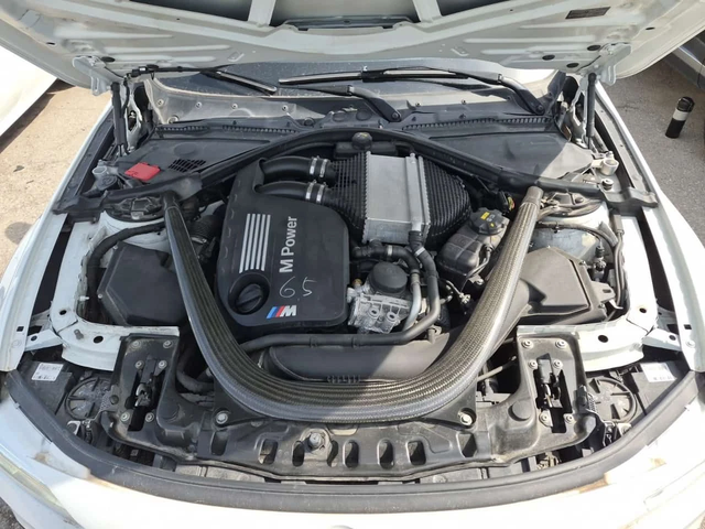 BMW M3 * CARFAX * CARBON * БЕЗ ИНЦИДЕНТИ * - автомобили, коли, обяви за нови и употребявани 15