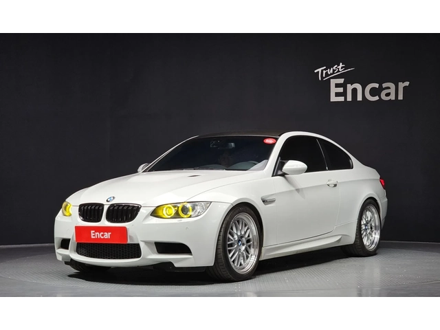 BMW M3 E92 4.0 V8 420к.с. * M DCT * CARBON * 159х.км - автомобили, коли, обяви за нови и употребявани 0