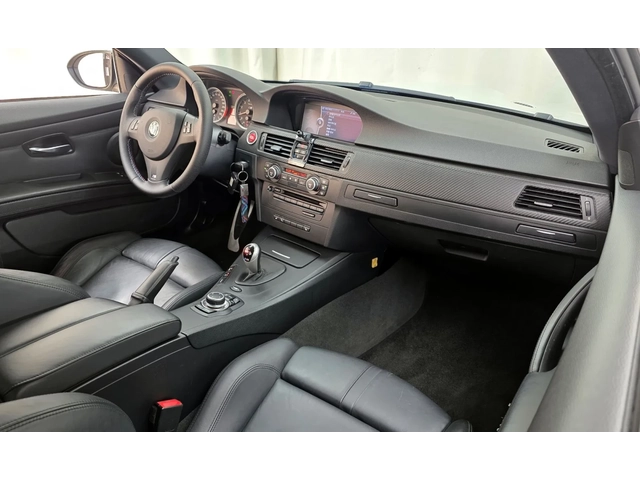 BMW M3 E92 4.0 V8 420к.с. * M DCT * CARBON * 159х.км - автомобили, коли, обяви за нови и употребявани 5
